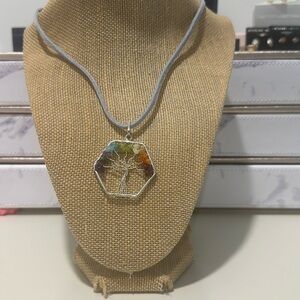 NWT tree of life necklace
